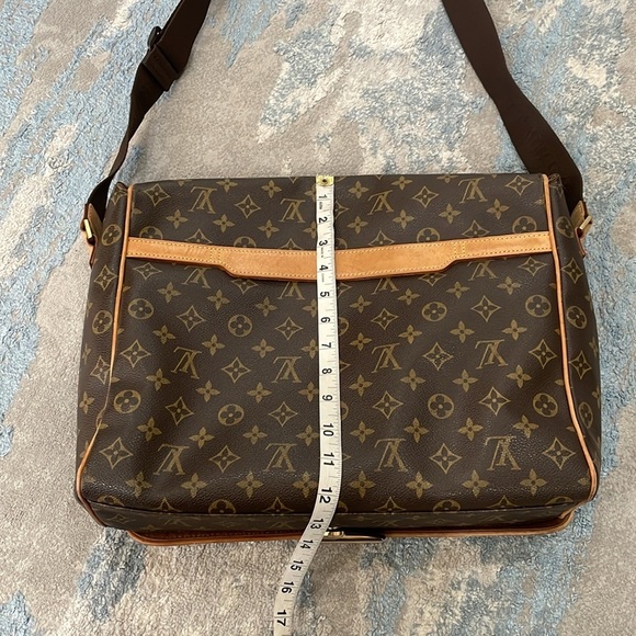 Louis Vuitton Shoulder/Crossbody Bag Abbesses Messenger - Picture 8 of 16